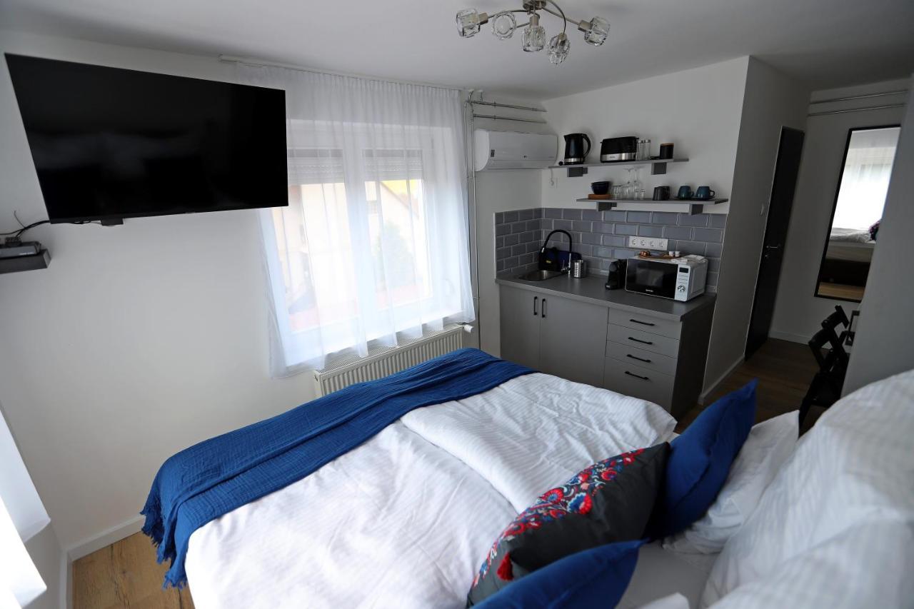 Natali Apartmanhaz Eger Eksteriør bilde