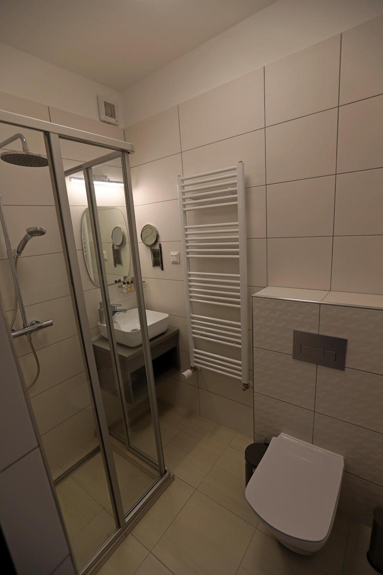 Natali Apartmanhaz Eger Eksteriør bilde
